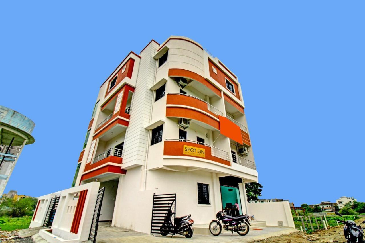 Oyo Vrindavan Inn Nagpur Exterior photo